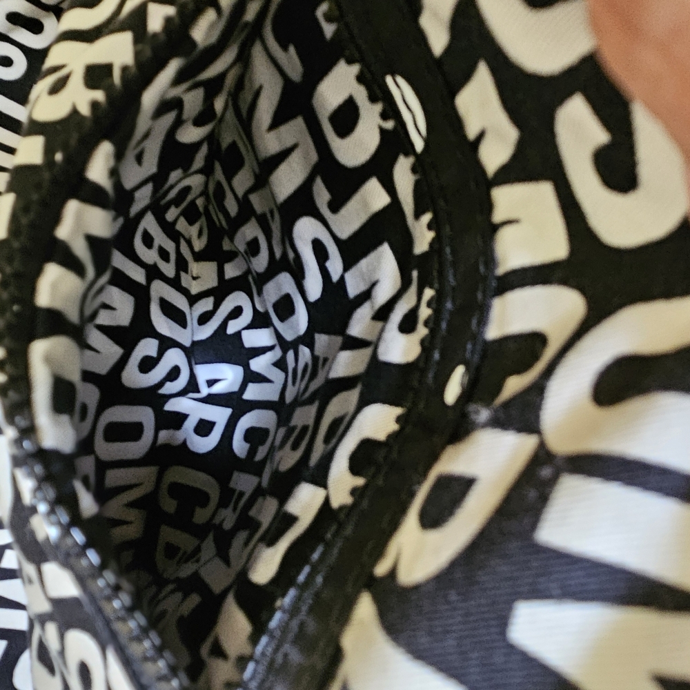 Marc by Marc Jacobs Tote - Picture 12 of 17